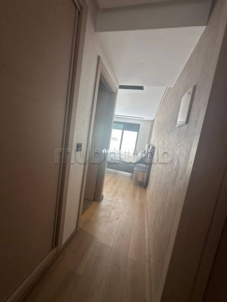 Vente d'un bel appartement avec terrasse à Bourgogne Ouest. 2 grandes pièces. Terrasse et ascenseur - Vente Immobilier - Casablanca - photo 6