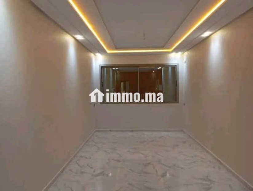 Appartement à l'achat à Hamria. 3 chambres. Porte blindée, sécurité - Vente Immobilier - Meknes - photo 3