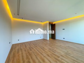 Villa neuve à louer vide à Aindiab - Villa à louer - Casablanca