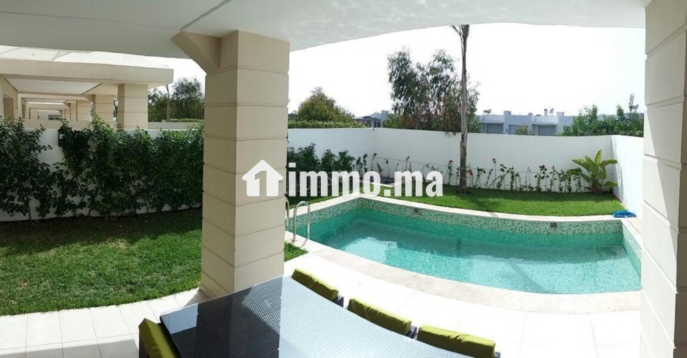 Location villa meuble de luxe à Ville Verte. 3 chambres agréables. Cheminée, piscine - Location Immobilier - Bouskoura - photo 7