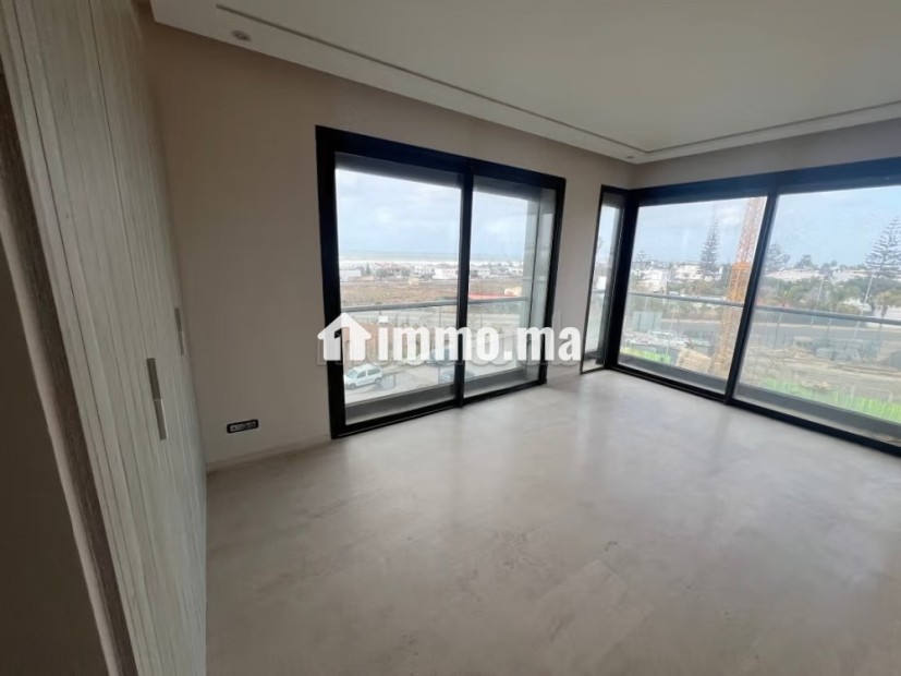 Appartement à louer à Ain Diab. 3 belles chambres. Vue sur mer et porte blindée - Location Immobilier - Casablanca - photo 7