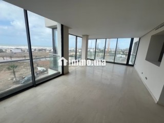Appartement à louer à Ain Diab. 3 belles chambres. Vue sur mer et porte blindée - Appartement à louer - Casablanca
