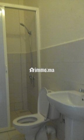 Appt usage bx pour divers activités - Location Immobilier - Rabat - photo 4