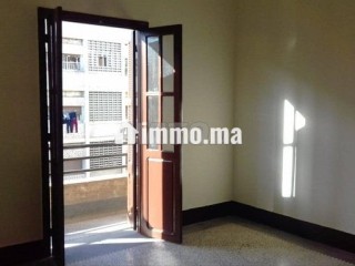 Appt usage bx pour divers activités - Bureau à louer - Rabat