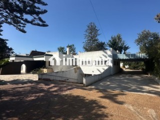 Villa à vendre à Souissi. Superficie bâti 1000 m². Belle terrasse et jardin - Villa à vendre - Rabat