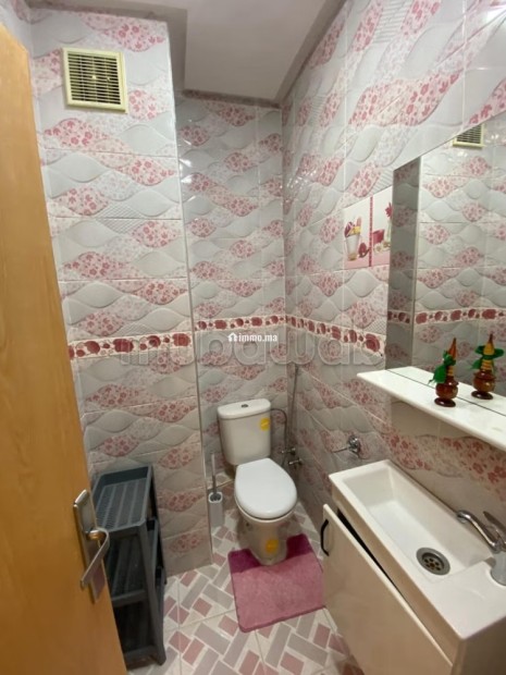 Location d'un appartement à Mimosas. Surface de 100 m². Cuisinière avec four - Vente Immobilier - Kenitra - photo 8