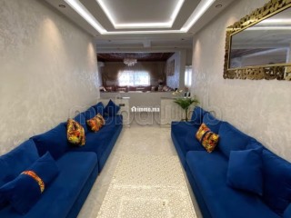 Location d'un appartement à Mimosas. Surface de 100 m². Cuisinière avec four - Appartement à vendre - Kenitra