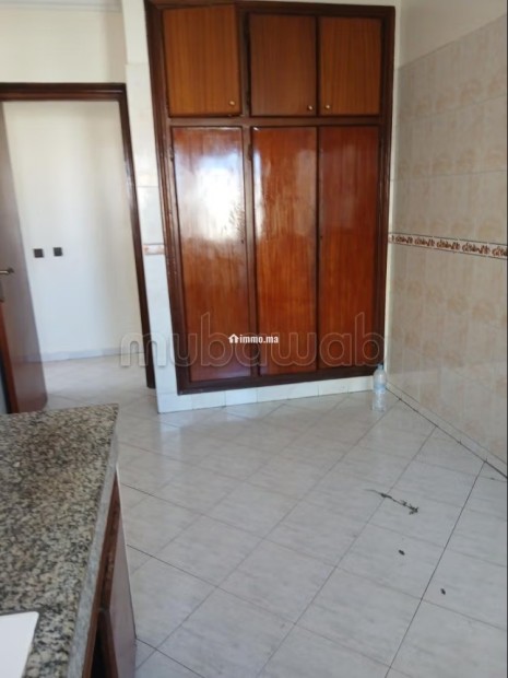 Très bel appartement en location à Bourgogne Ouest. 1 Pièce. Ascenseur et terrasse - Location Immobilier - Casablanca - photo 6