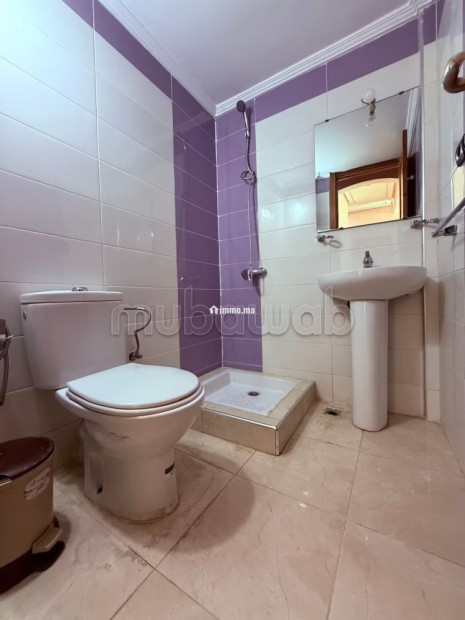 Location d'un appartement en Centre. 4 pièces. Salon traditionnel, antenne parabolique générale - Vente Immobilier - Fes - photo 8