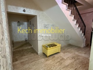 Louez cet appartement à Route de Safi. 3 chambres agréables. Meublé - Appartement à louer - Marrakech