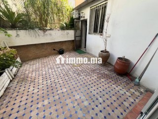 Très bel appartement en location à Racine. 4 pièces. Salon typique marocain, résidence sécurisée - Appartement à louer - Casablanca