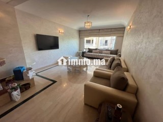 Très bel appartement en location à Racine. 4 pièces. Salon typique marocain, résidence sécurisée - Appartement à louer - Casablanca