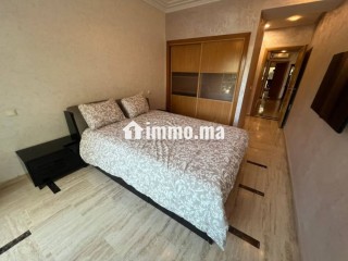 Très bel appartement en location à Racine. 4 pièces. Salon typique marocain, résidence sécurisée - Appartement à louer - Casablanca