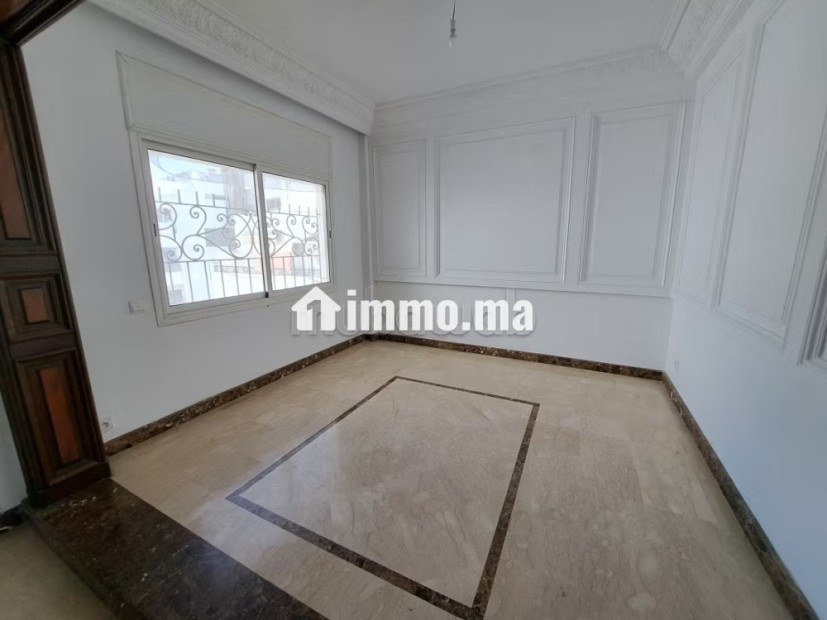 Magnifique appart à vendre à Racine 240 m² - Vente Immobilier - Casablanca - photo 4