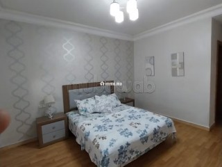 Location saisonnière à De La Plage. 2 pièces confortables. Ascenseur et stationnement - Appartement à vendre - Tanger