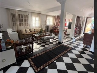 Appartement à louer 175 m avec un petit jardin - Appartement à louer - Casablanca