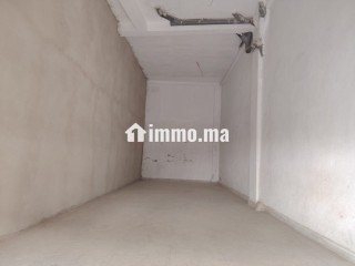 Deux locaux commerciaux contigus Bassatine Meknès. Prix imbattable - Local commercial à vendre - Meknes