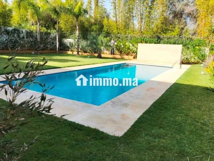 Villa neuve style moderne à Souissi - Location Immobilier - Rabat - photo 1
