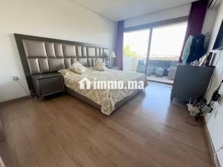Villa entièrement rénovée à la ville verte - Villa à vendre