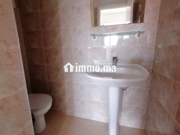 appartement-bureau-a-la-location-a-gueliz-big-3