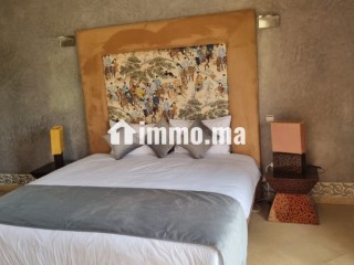 Villa de standing à louer pour vos vacances avec cuisinière à Sidi Abdallah Ghiat.
Belle piscine 20 m terrasse et jardin 10000 Dhs par jour - Villa à vendre - Autre