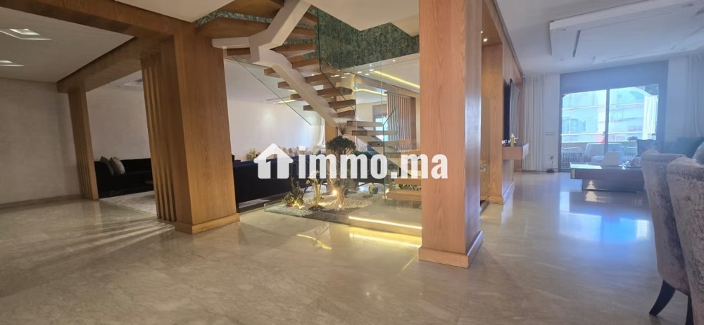 Magnifique Duplex En Vente Rénové à Racine - Vente Immobilier - Casablanca - photo 1