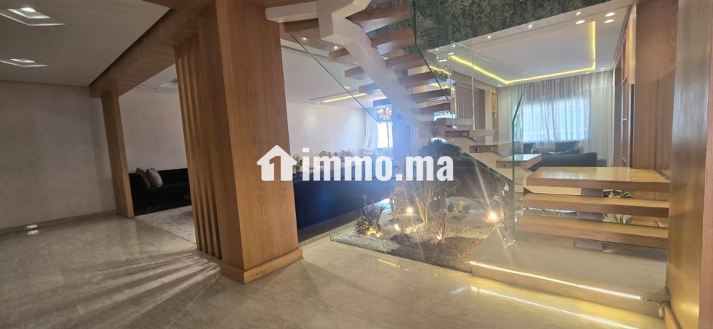 Magnifique Duplex En Vente Rénové à Racine - Vente Immobilier - Casablanca - photo 2