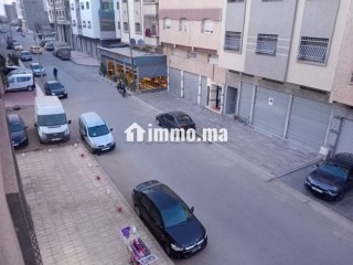 Vente d'un bel appartement à Sidi Abdellah. 3 belles chambres. Terrasse et jardin - Appartement à vendre - Sale