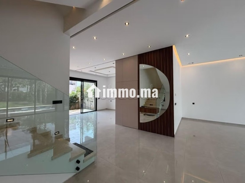 Villa à louer 4 suites.
Argana ressort golf - Location Immobilier - Marrakech - photo 2