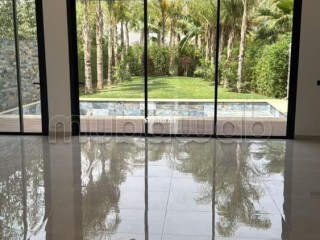 Villa à louer 4 suites.
Argana ressort golf - Villa à louer - Marrakech