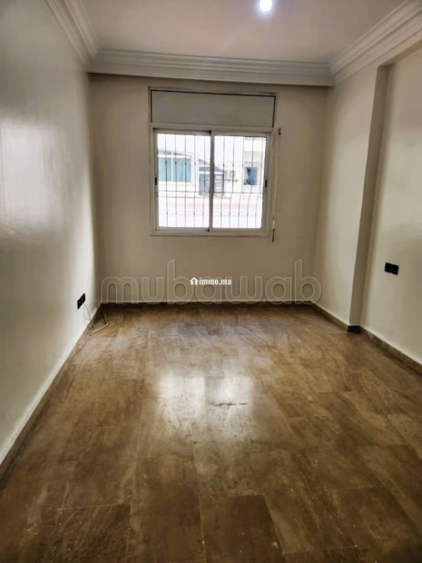 Trés Joli Appart vide 130m2 à Quartier Benjdia - Location Immobilier - Casablanca - photo 6