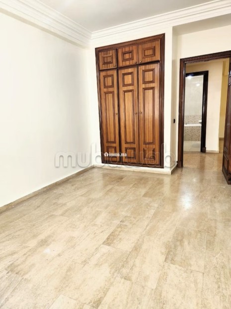 Trés Joli Appart vide 130m2 à Quartier Benjdia - Location Immobilier - Casablanca - photo 7