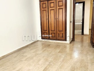 Trés Joli Appart vide 130m2 à Quartier Benjdia - Appartement à louer - Casablanca