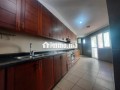 location-dappartement-vide-a-racine-169m2-small-4
