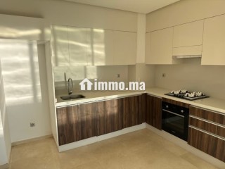 Superbe appartement à louer à Souissi. 1 Pièce. Terrasse et jardin - Appartement à louer - Rabat