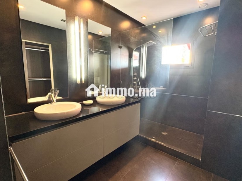 À Louer – Magnifique appartement avec grande terrasse et vue dégagée - Location Immobilier - Casablanca - photo 3