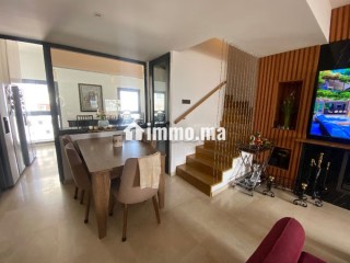 EXCLUSIVITE Duplex CFC meublé ou vide 4 chambres - Appartement à louer - Casablanca