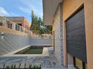 A vendre superbe villa avec piscine et jardin Targa - Villa à vendre - Marrakech