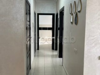 Location saisonnière à Sala el Jadida. 3 pièces confortables. Ascenseur et stationnement - Appartement à vendre - Sale