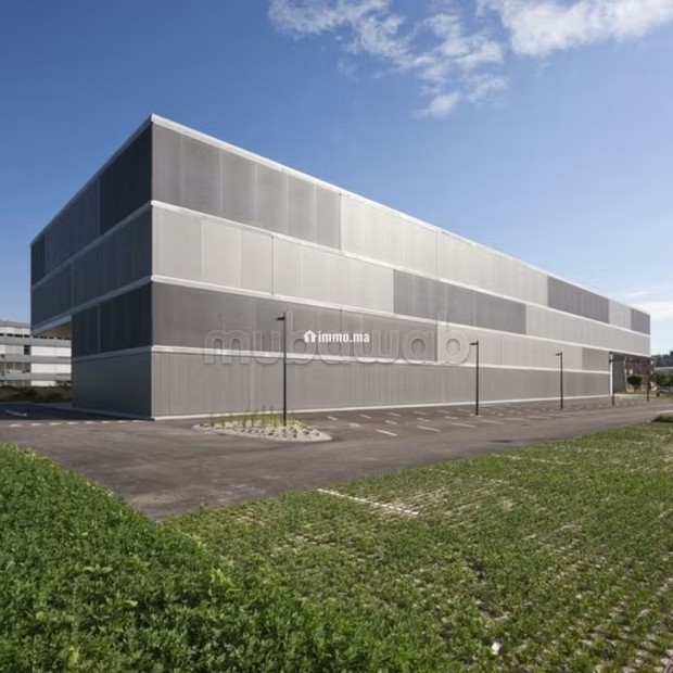 Bâtiment industriel 3600 m² ZI Lissasfa - Location Immobilier - Casablanca - photo 1