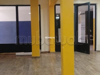À louer: Magasin bien aménagé sur deux niveaux à Guéliz - Appartement à louer - Marrakech