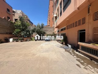 Magasin dans une galerie commerciale à louer à 5min de la gare refait à neuf - Appartement à louer - Marrakech