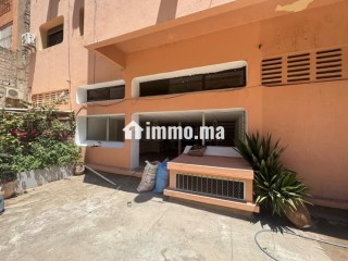 Magasin dans une galerie commerciale à louer à 5min de la gare refait à neuf - Appartement à louer - Marrakech
