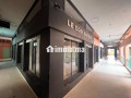 magasin-boutique-a-la-location-dans-une-galerie-commerciale-a-gueliz-small-2