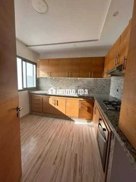 2 chambres salon vide belvédere - Location Immobilier - Casablanca - photo 2