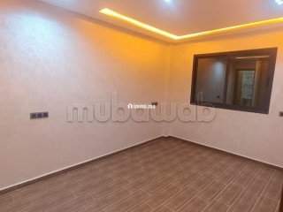 Vente d'un bel appartement à Hay Lmkansa. Superficie 100 m². Bien meublé - Appartement à vendre - Casablanca