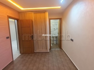 Vente d'un bel appartement à Hay Lmkansa. Superficie 100 m². Bien meublé - Appartement à vendre - Casablanca