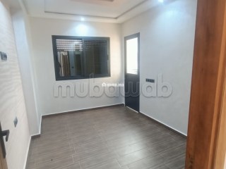 Vente d'un bel appartement à Hay Lmkansa. Superficie 100 m². Bien meublé - Appartement à vendre - Casablanca