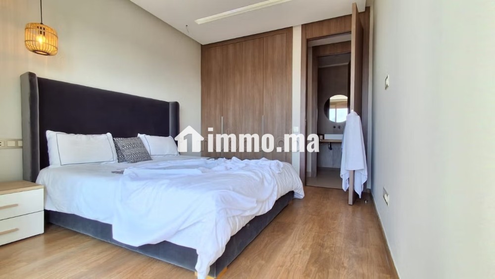 Tres beau studio a louer sur Oasis, dernier etage sans vis a vis, belle terrasse - Location Immobilier - Casablanca - photo 2