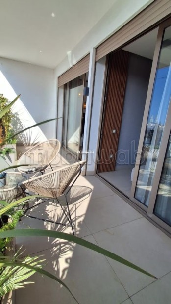 Tres beau studio a louer sur Oasis, dernier etage sans vis a vis, belle terrasse - Location Immobilier - Casablanca - photo 3